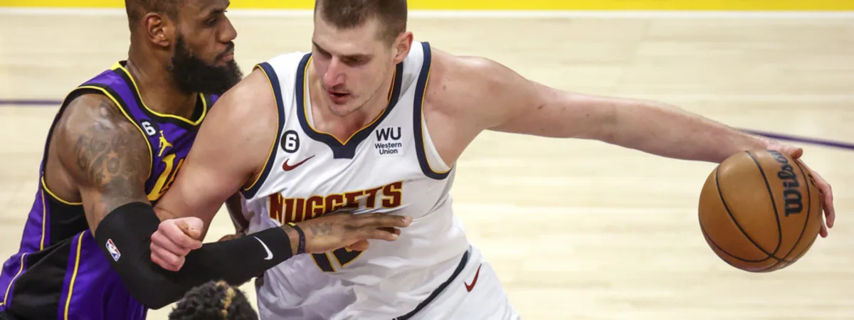 新赛季的中 新赛季的中